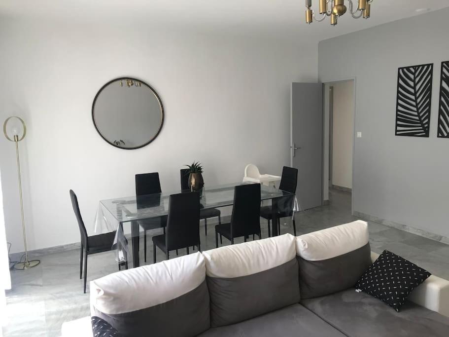 Haut De Maison Entierement Renove Avec Garage カルヌー＝アン＝プロバンス エクステリア 写真