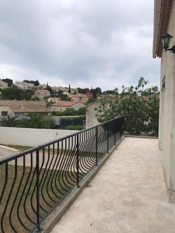 Haut De Maison Entierement Renove Avec Garage カルヌー＝アン＝プロバンス エクステリア 写真